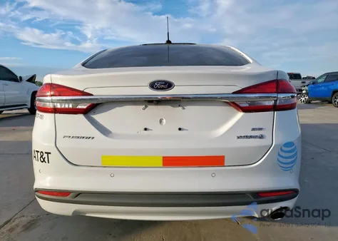 2018 Ford Fusion Se Hybrid z USA, uszkodzony, nr VIN 3FA6P0LU7JR172053